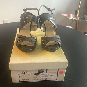 Max studio sandals.